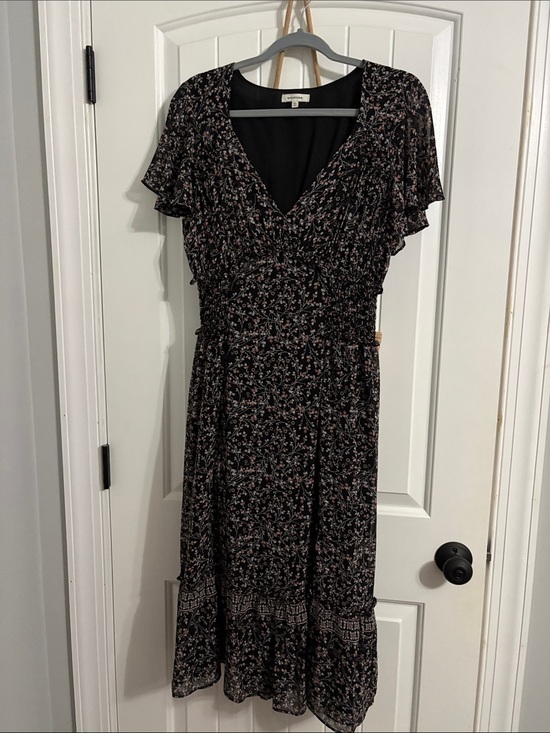 Max Studio Dresses & Skirts - Max Studio Black Midi Dress with Pink Floral Print